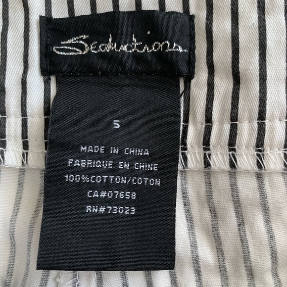 Cotton stripe black and white shorts - Picture 4 of 4